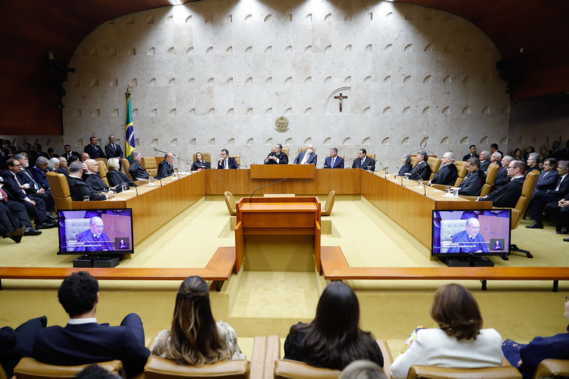 STF vai decidir se servidor com pós-graduação pode começar carreira em nível mais alto