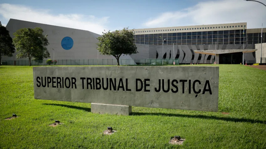 STJ decide que adicionais de insalubridade e periculosidade não podem ser reduzidos artificialmente se o risco permanece